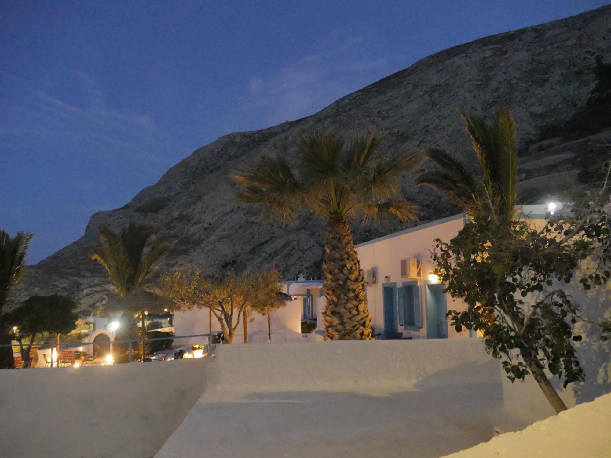 Ancient Thera Apartments Kamari  Exterior photo